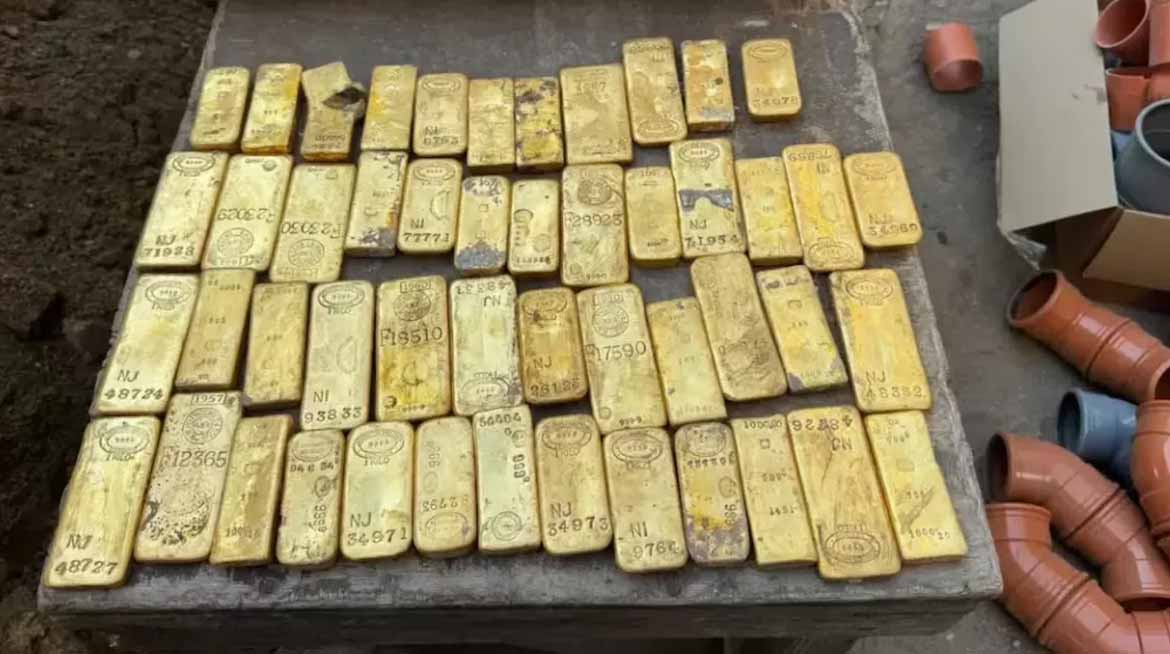 Рабочие нашли в стене подвала тайник на 9 млн евро