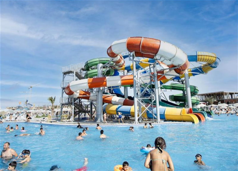 В Sea Breeze ребёнку зажало ногу в водяном насосе бассейна
