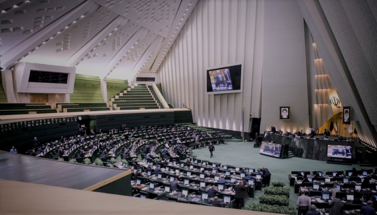 Решение парламента Ирана: тюрьма за интервью &laquo;враждебным&raquo; СМИ