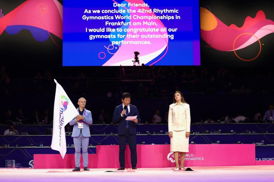 Флаг чемпионата мира по художественной гимнастике передан Азербайджану