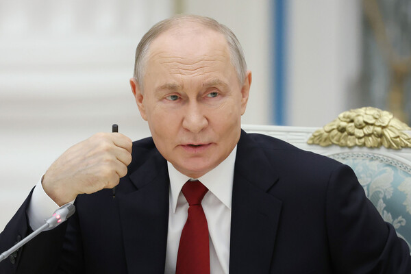 Британия столкнулась с риском морского противостояния после предупреждения Путина