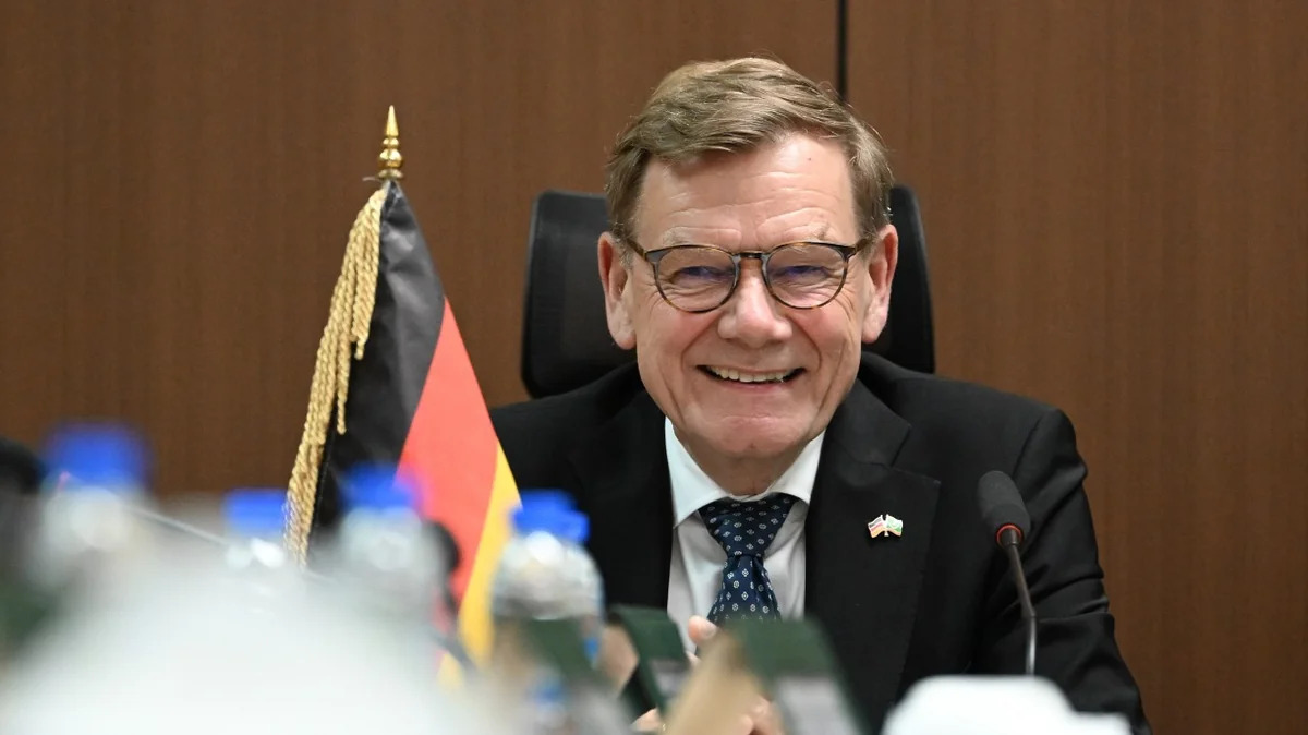 
Глава МИД Германии прибыл в Киев