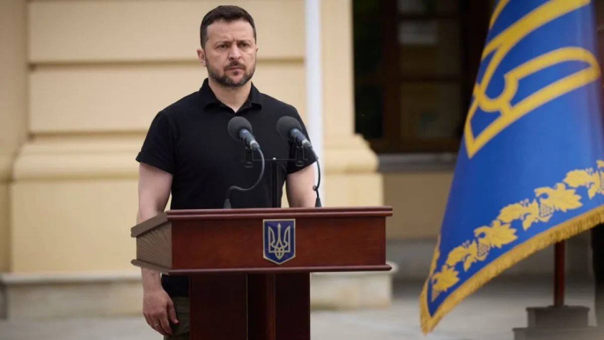 
Зеленский отверг: Украина непричастна...