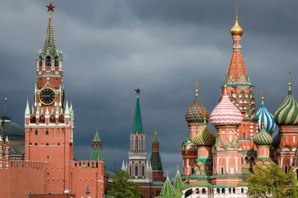 Пашинян бросает вызов ОДКБ, Кремль предупреждает Иреван о цене разворота к ЕС