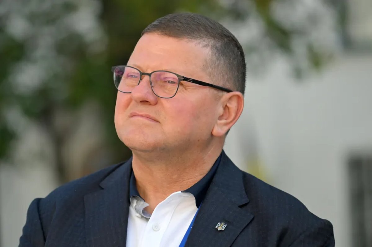 
Залужный: Украина сейчас не может освободить все территории, а Россия пока не проиграла