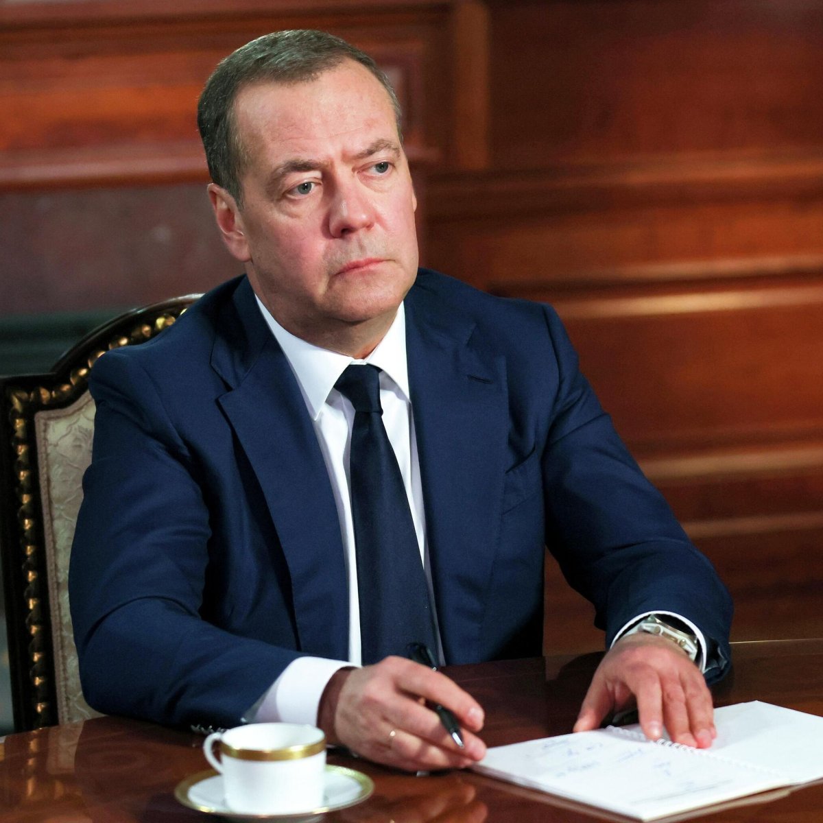 Медведев: Зеленского &laquo;ждет судьба Саакашвили&raquo;