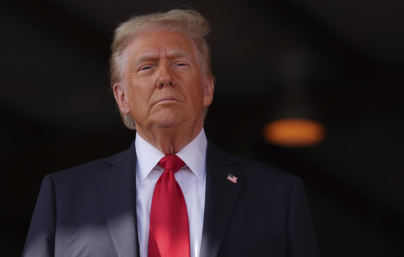 Трамп пожаловался на Канаду после провала сделки