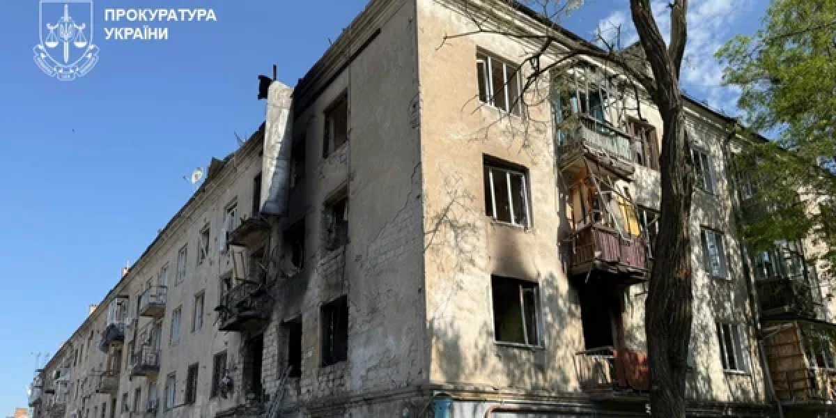 Авиабомбы &mdash; на Краматорск, удары по торговому центру в Харькове