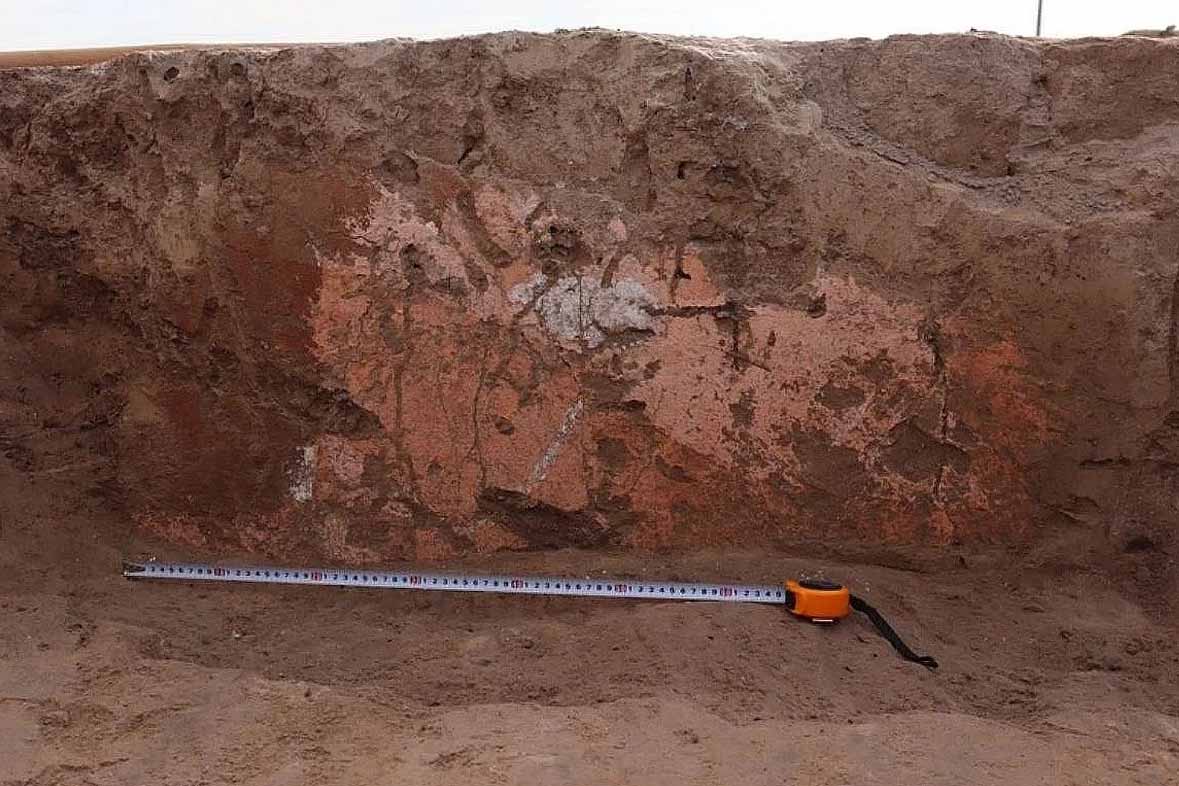 1700-летнюю роспись нашли под штукатуркой: ее спрятали, чтобы спасти