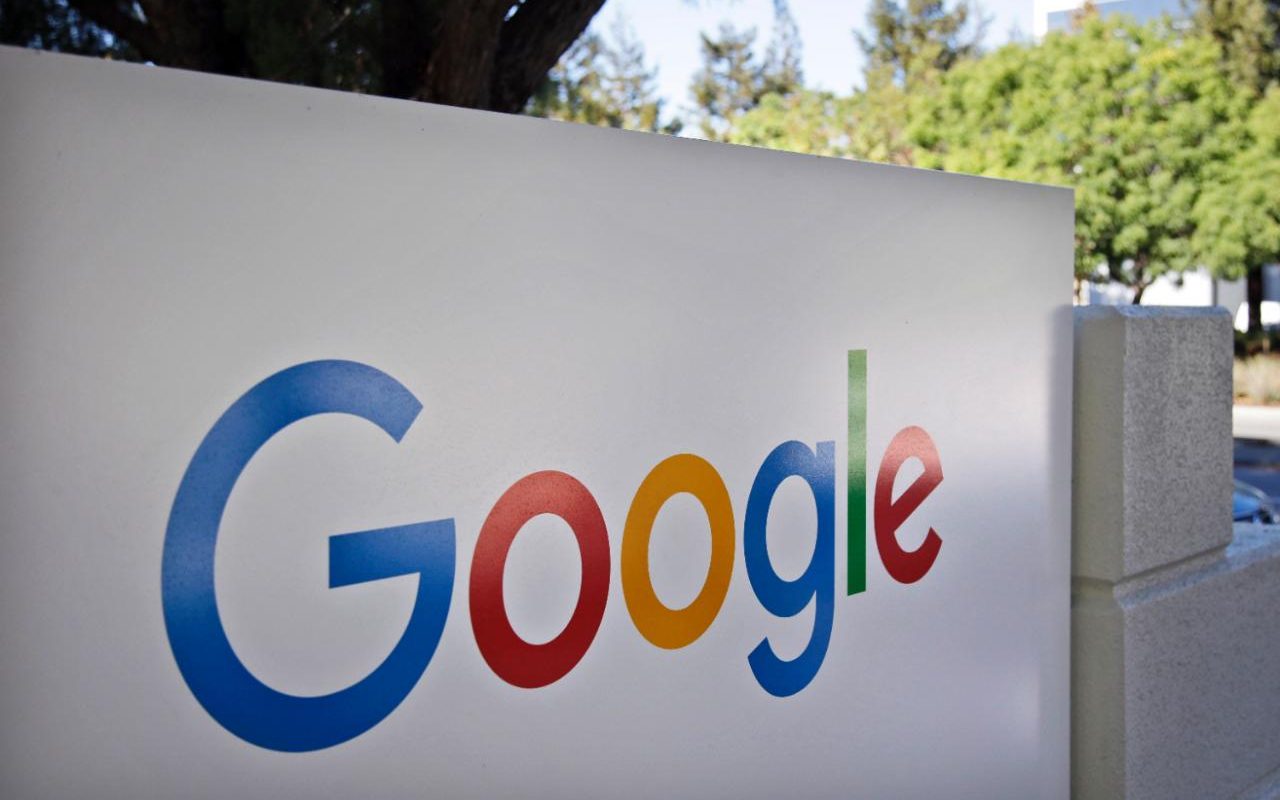 Google переименовал озеро Онтарио в &laquo;озеро Америка&raquo;