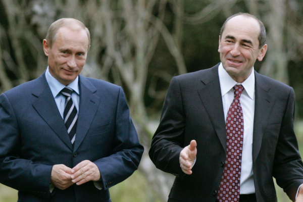
Путин &ndash; арестованному Кочаряну: В России не забывают...