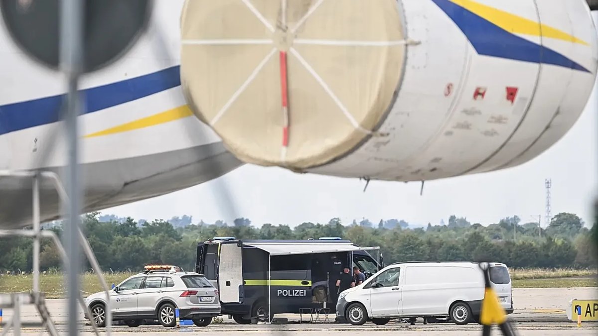 Германия готовится возложить на Россию ответственность за инцидент в аэропорту Лейпцига