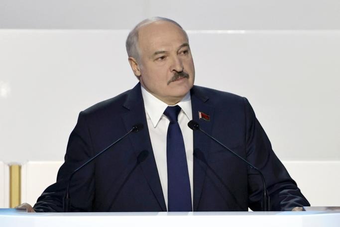 Лукашенко поручил правительству заняться реализацией договоренностей с Россией