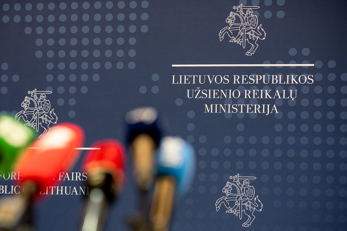 Литва направила России две ноты протеста
