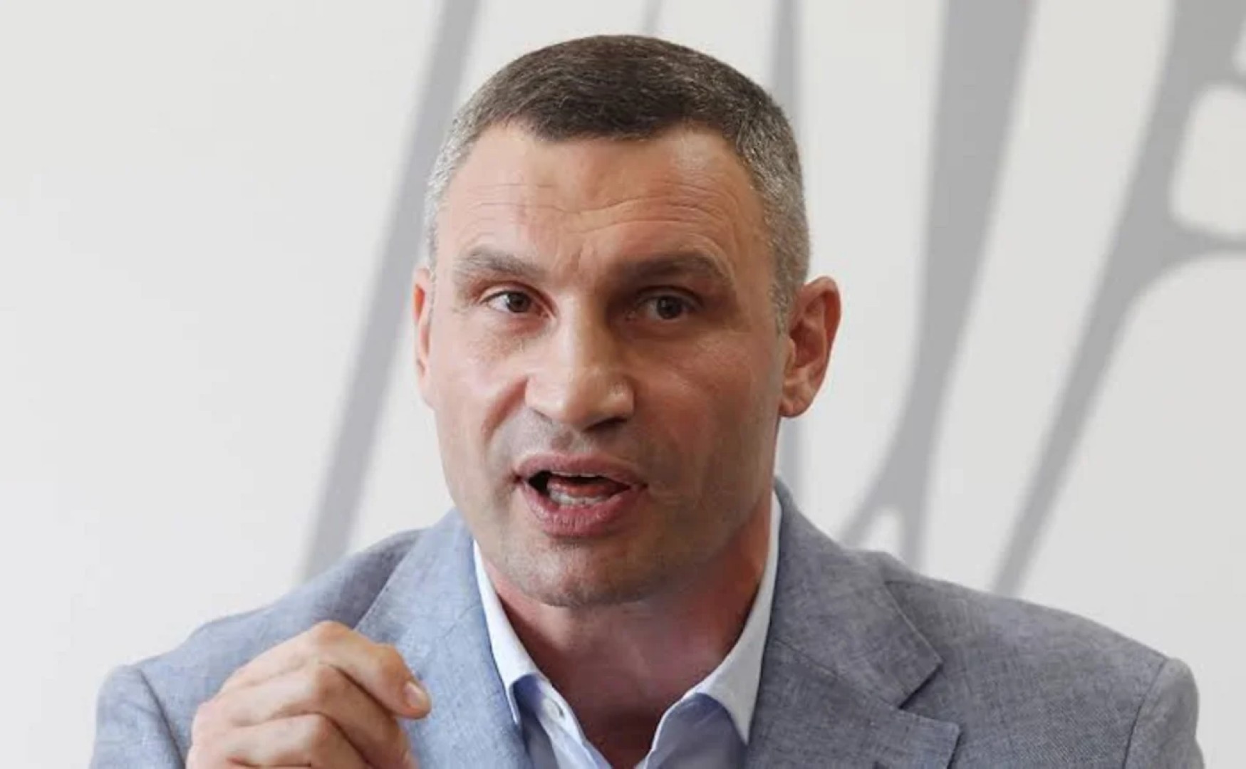
Кличко: В Киеве сократят продолжительность комендантского часа