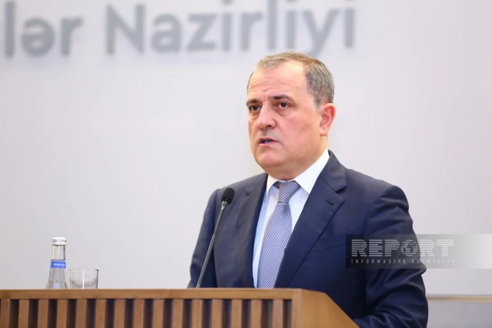
Джейхун Байрамов пригласил нового генерального секретаря ОИС посетить Азербайджан