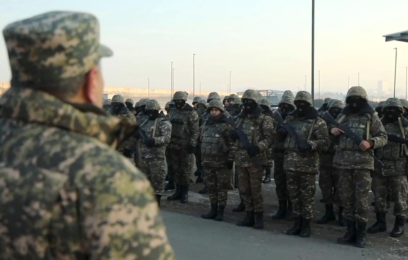 Армянским военным не поступало указа отдавать честь по стандартам НАТО