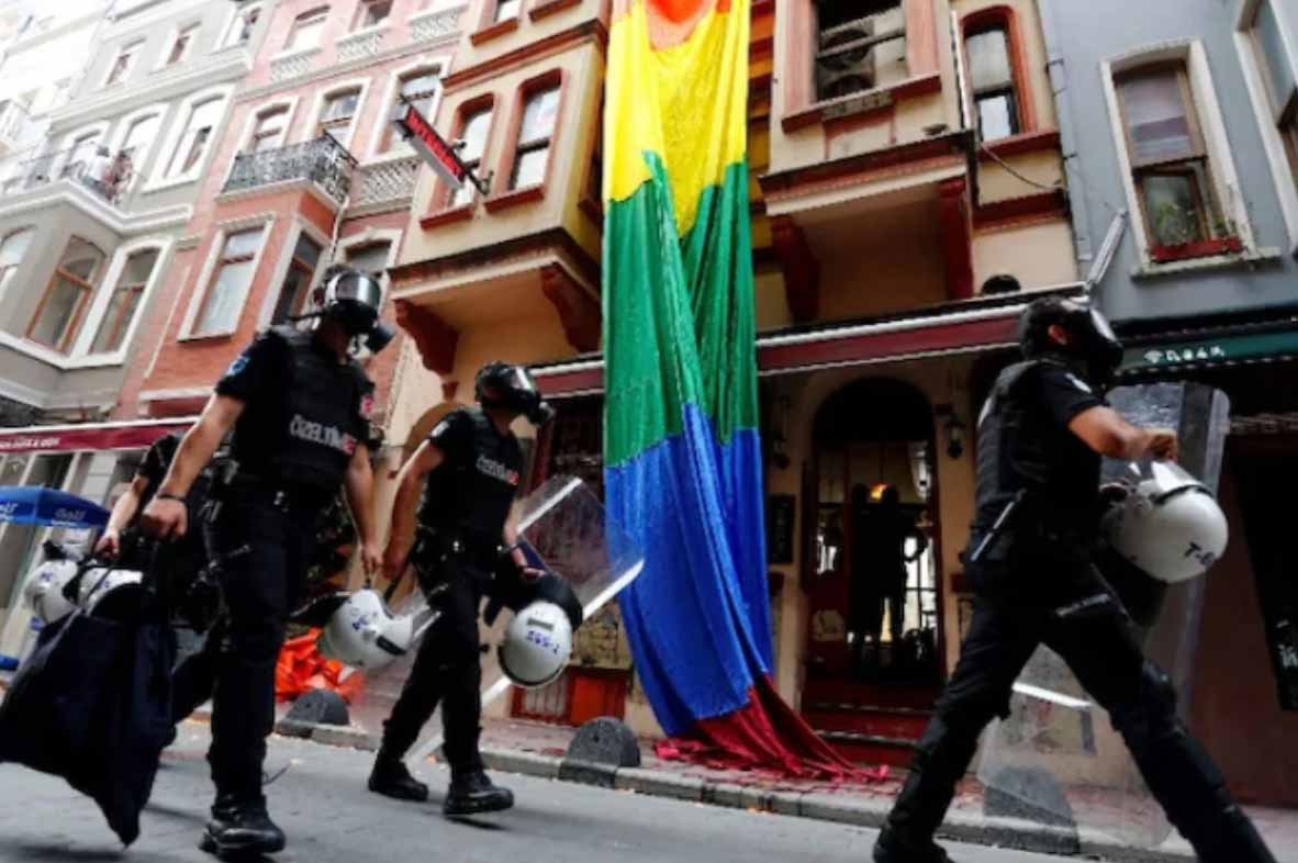 Операция против ЛГБТК+ в Турции: задержано более 20 подозреваемых