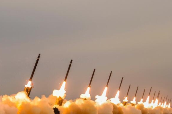 Ким готовит новый ракетный залп