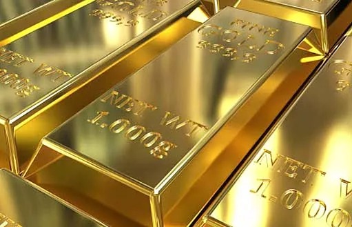 После решения ФРС золото подешевело до минимума с августа