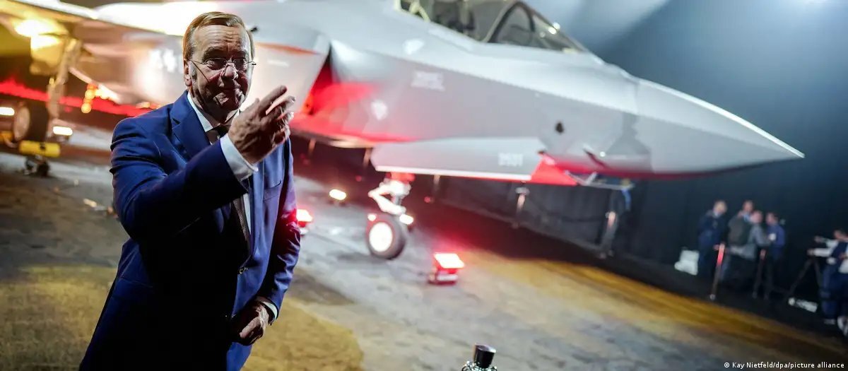 
У Германии &laquo;самый современный боевой самолет в мире&raquo;