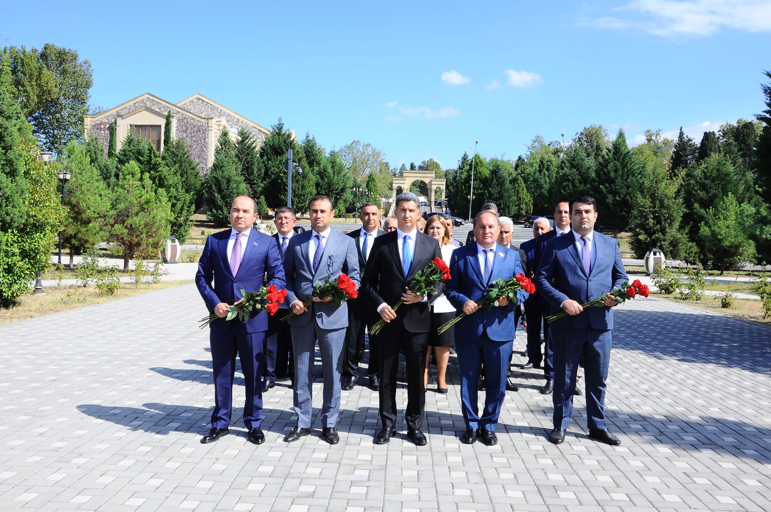 Курс на созидание и обновление
