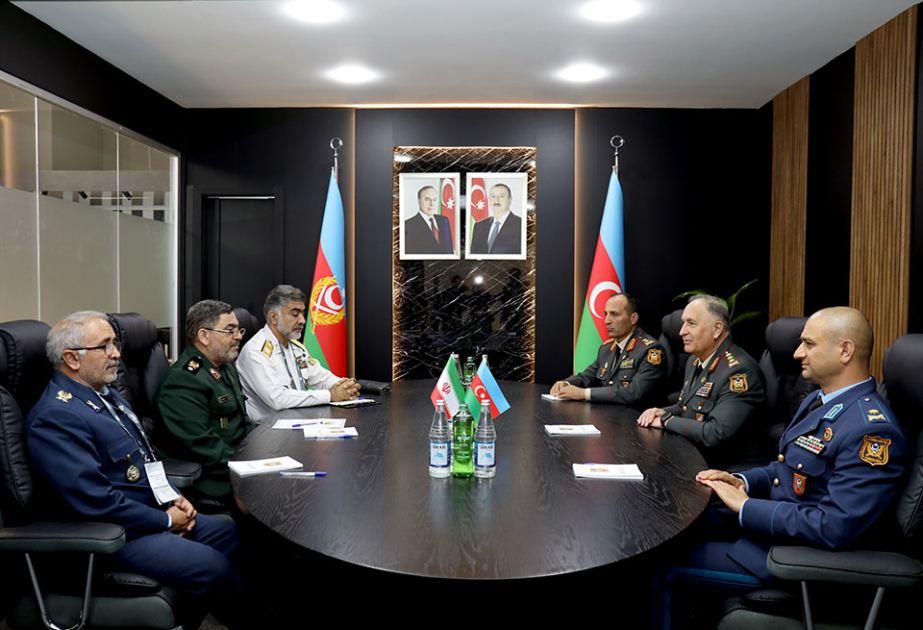 Начальник Генштаба Азербайджанской армии встретился с военной делегацией Ирана