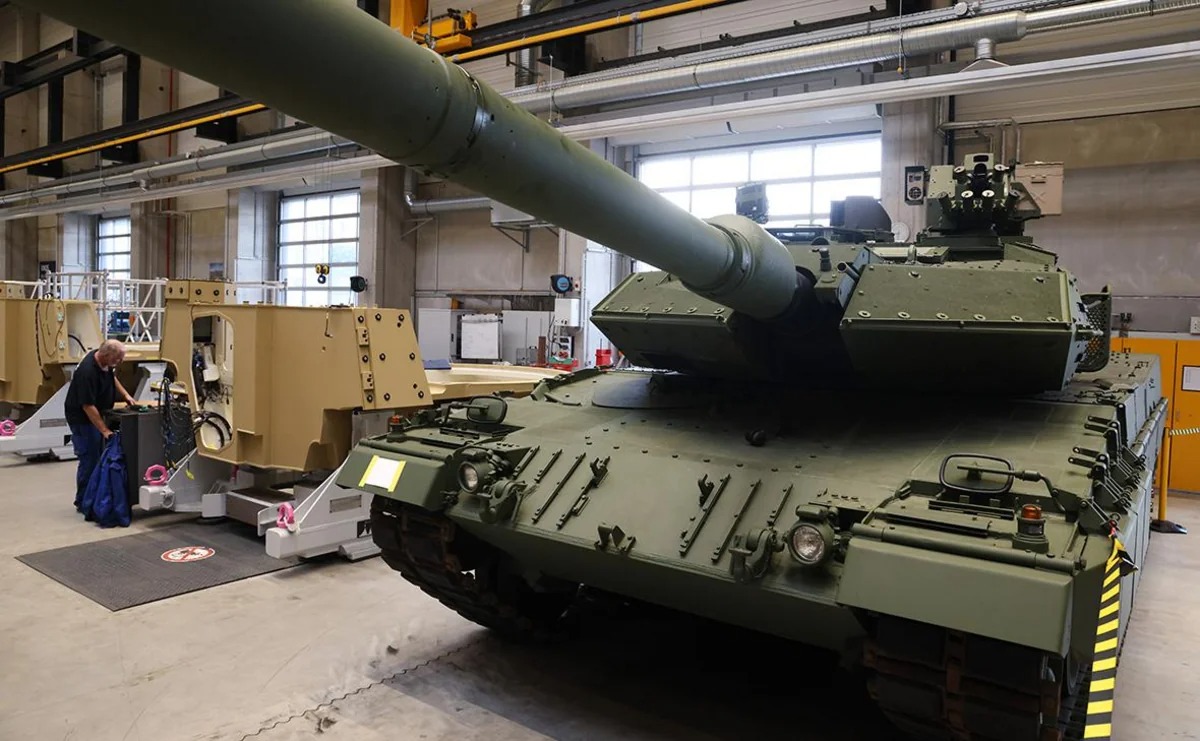 Гамбургский порт готовят к военной логистике НАТО: Германия модернизирует инфраструктуру