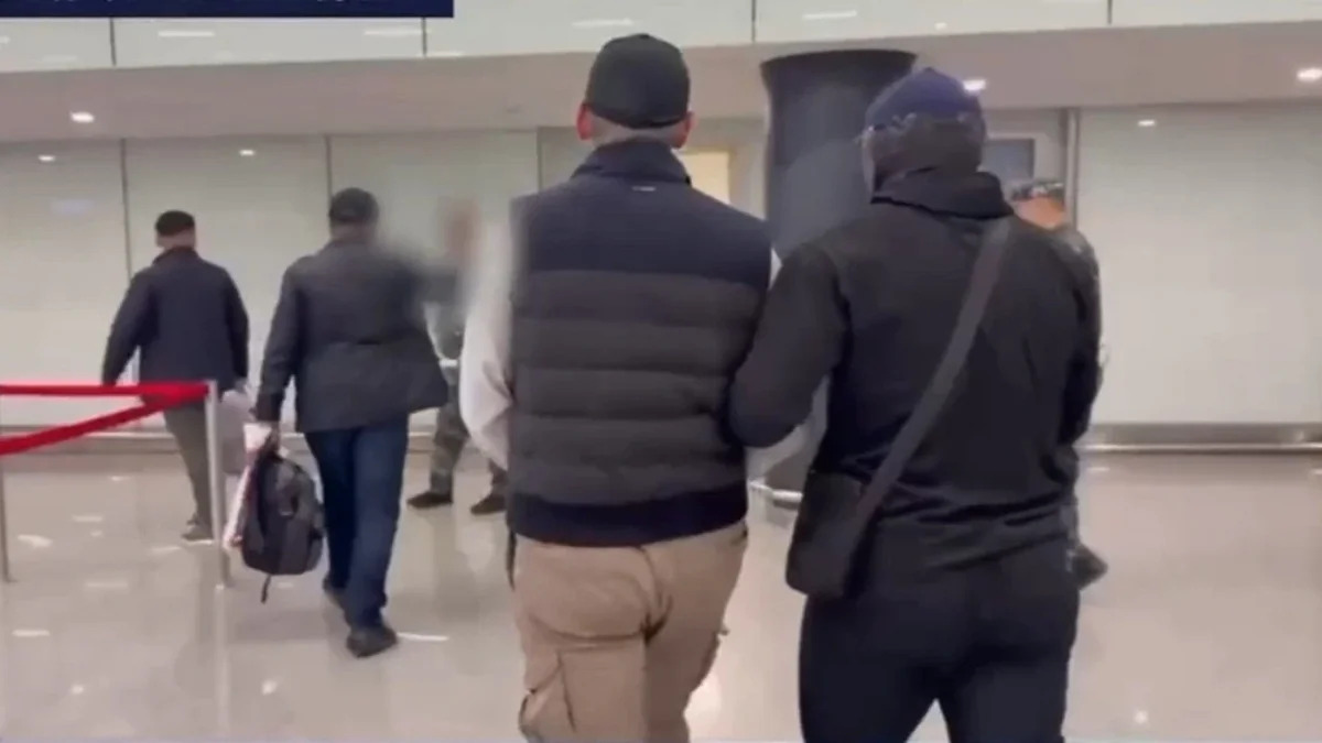 
Подозреваемого в мошенничестве гражданина Казахстана экстрадировали в Астану