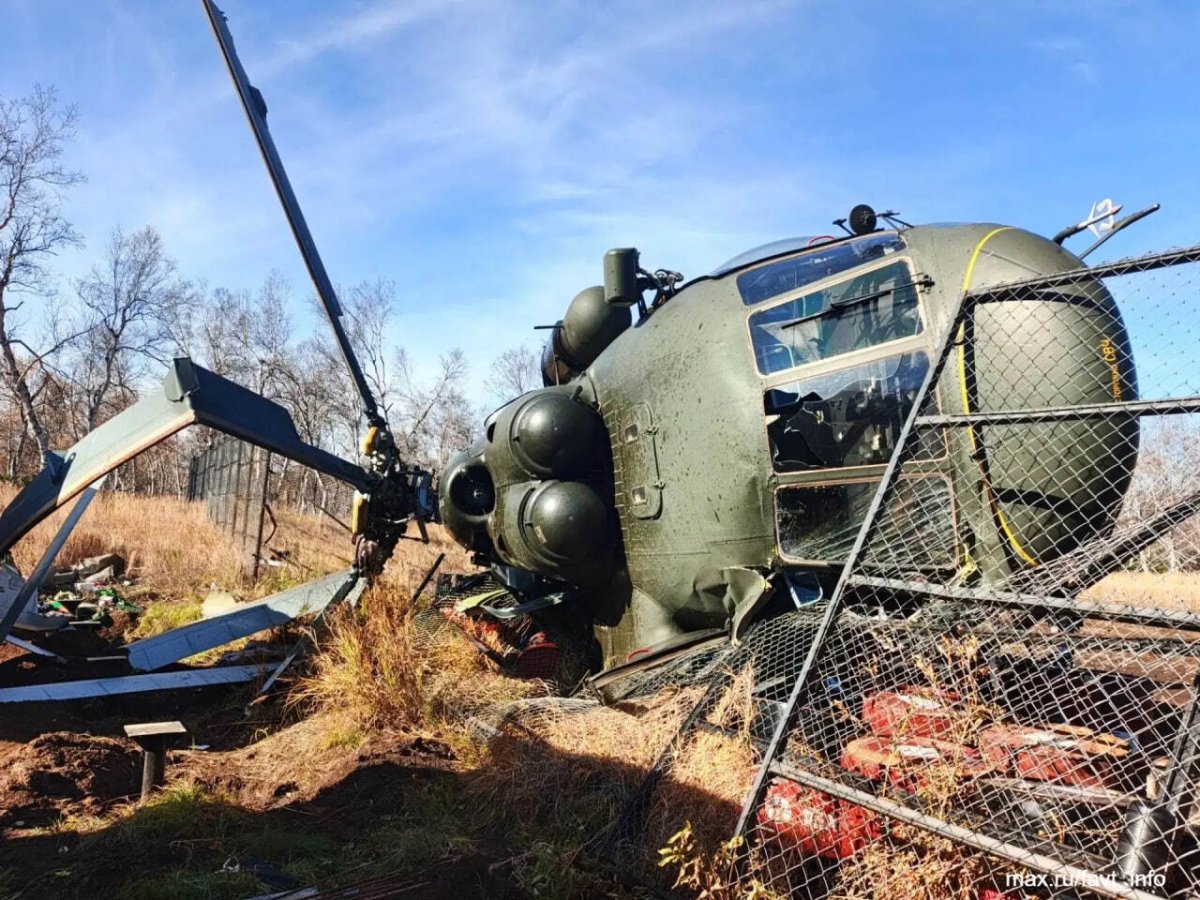 
На Камчатке упал вертолет Ми-8