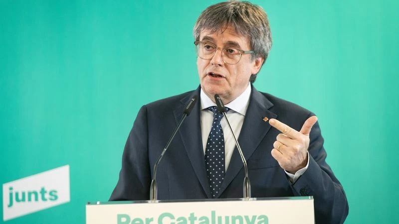 Поражение сил в Испании
