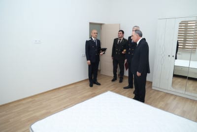 Гянджинские прокуроры получили новые служебные квартиры
