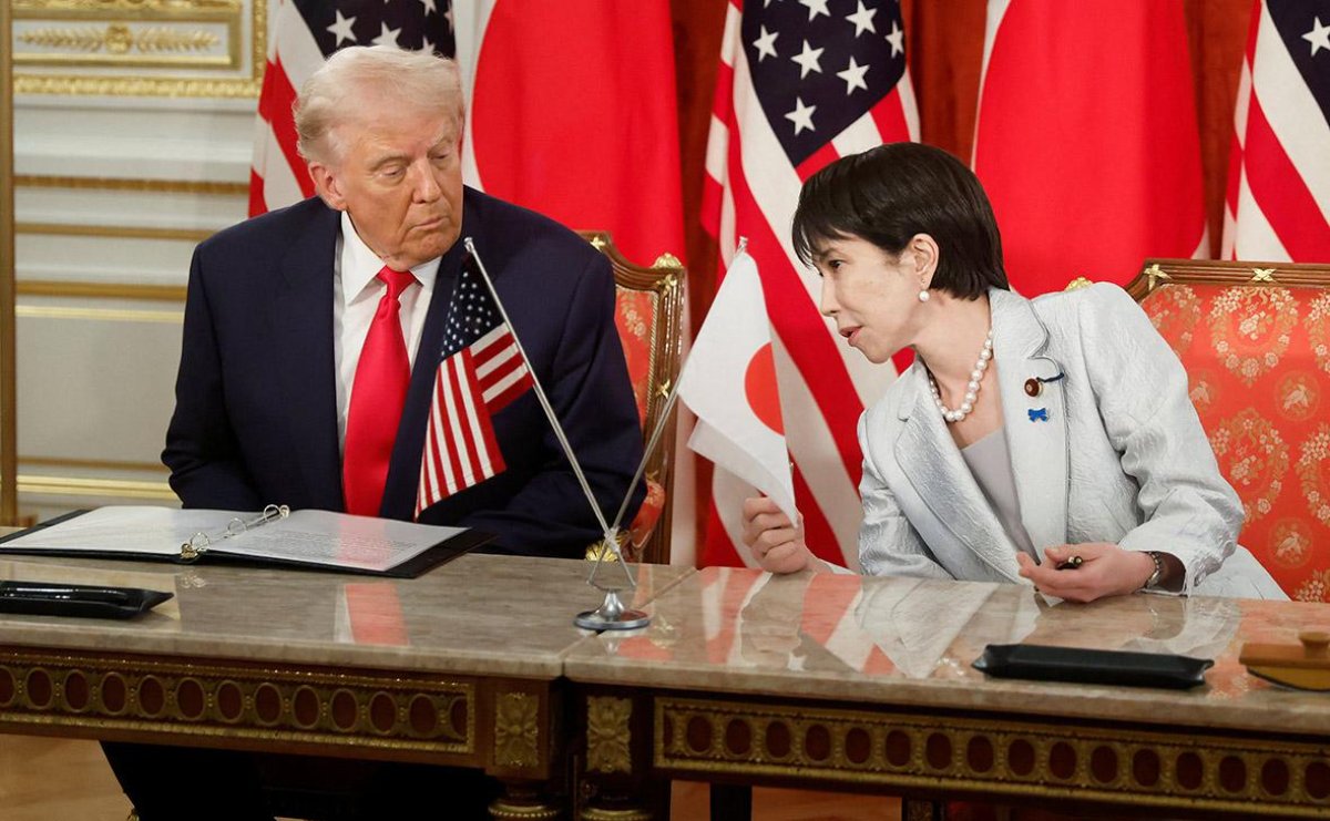 Трамп объявил о сделках на десятки миллиардов долларов с Тайванем и Японией