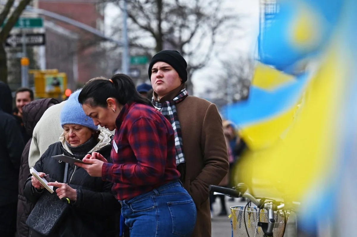 Украинские беженцы в США пока сохранят защиту от депортации