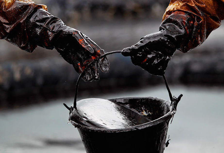 
Нефть подорожала на биржах