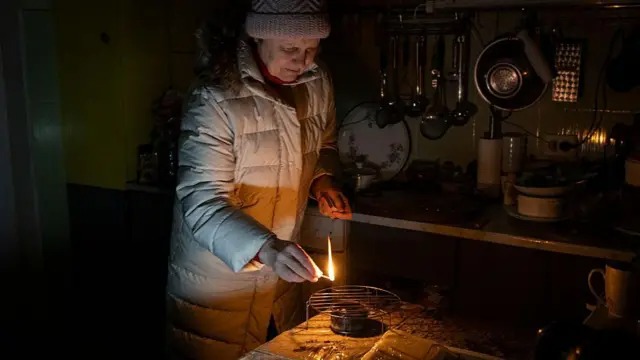 В Днепропетровской области Украины без света остались более 30 тыс. жителей
