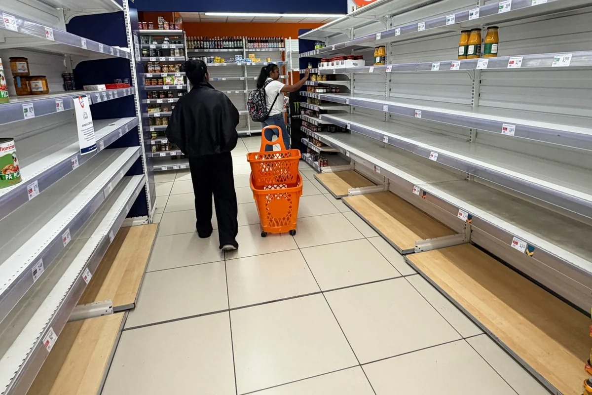 В Италии топливные протесты нарушили поставки продуктов и работу транспорта
