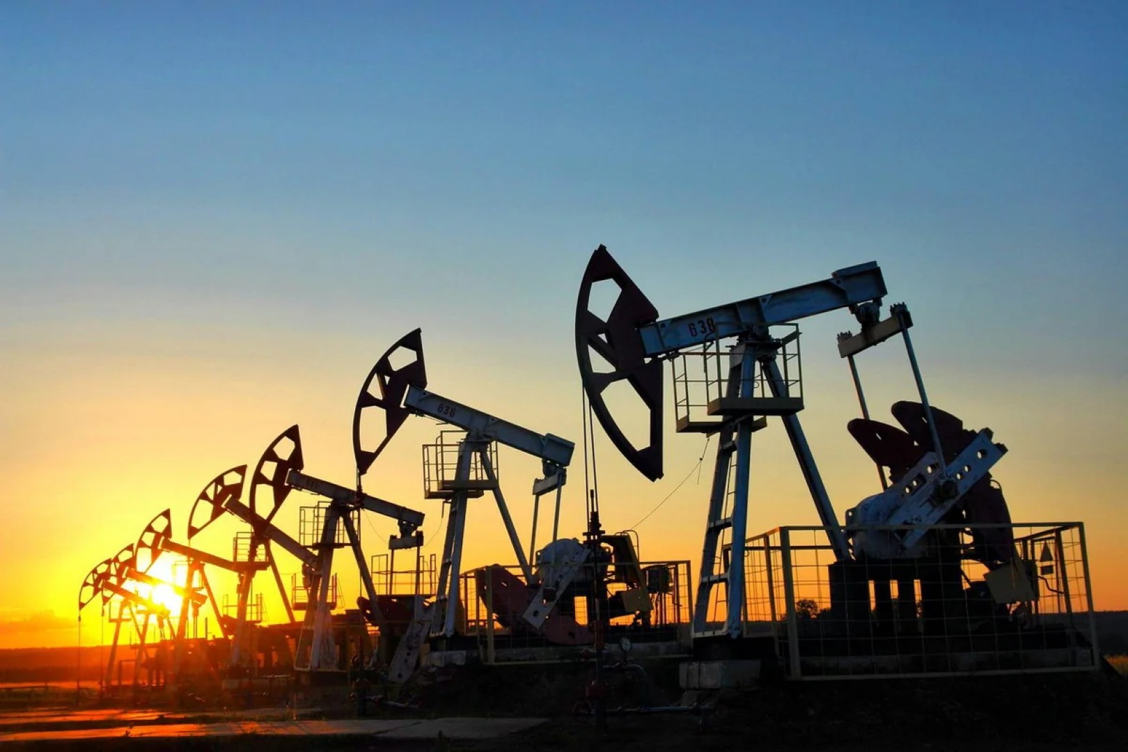 
Стоимость нефти марки Brent увеличилась более чем на 2%