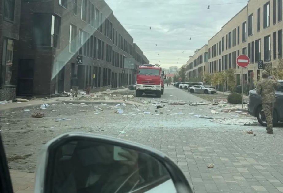 
В Казахстане очевидцы сообщили о взрыве в элитном жилом комплексе Алматы
