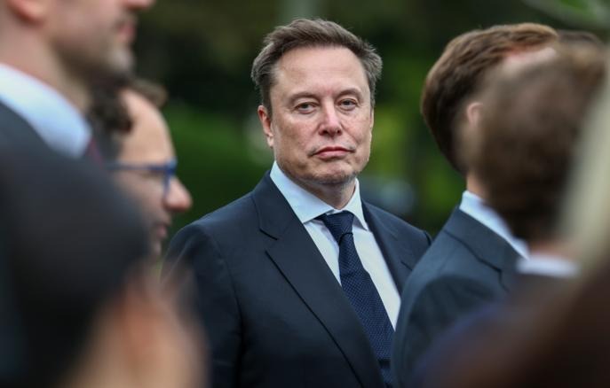 The Economist: Маск ограничил работу Starlink, чтобы наказать Киев