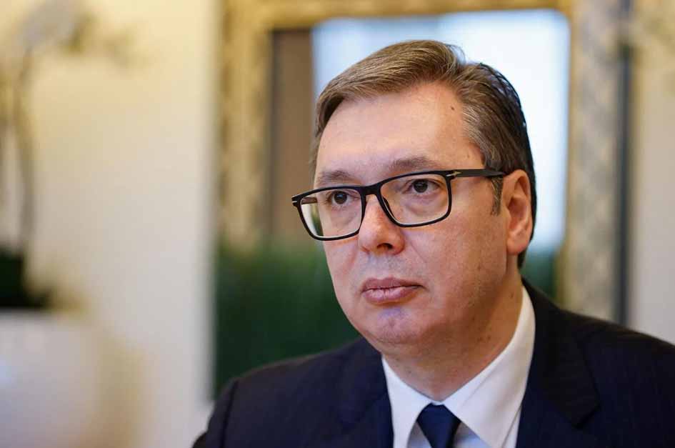 Александар Вучич проголосовал на досрочных парламентских выборах в Сербии