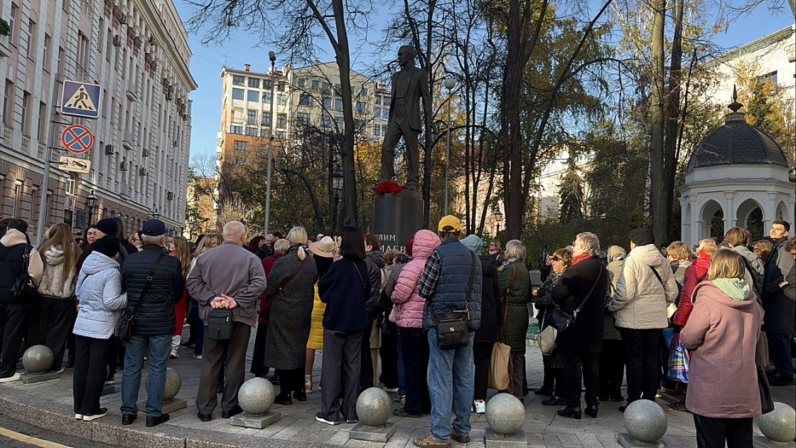 
В Москве почтили память Муслима Магомаева