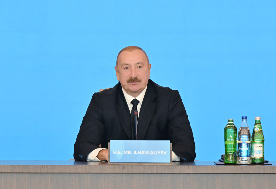 
Президент Азербайджана: Во время Второй Карабахской войны представители всех этнических групп и религий сплотились в железный кулак