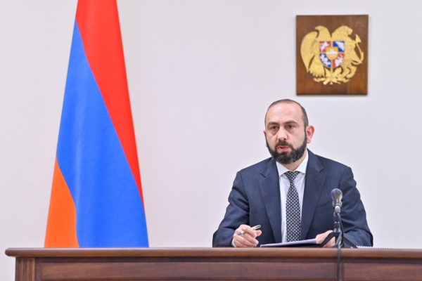 
Что Армения хочет сделать до мира с Азербайджаном?