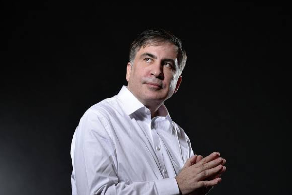 
Саакашвили судят за алименты