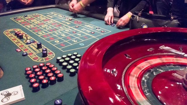 Парламент Грузии принял закон о проведении турниров азартных игр