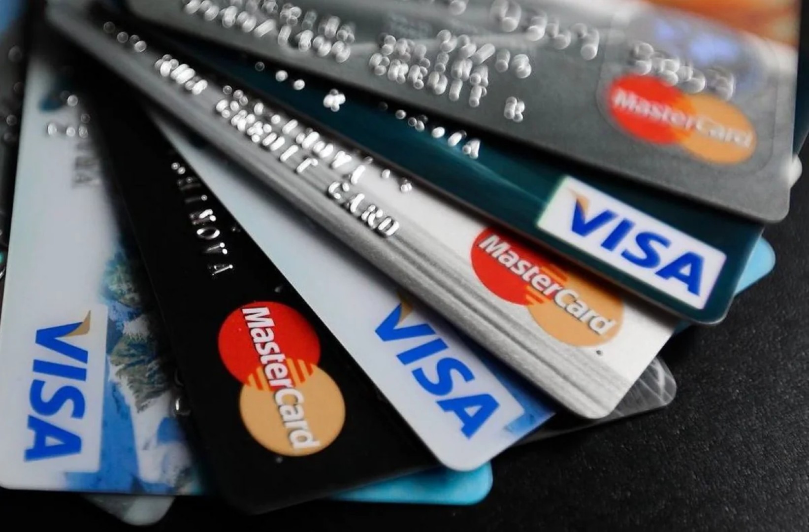 
ЦБА ожидает снижения тарифов Mastercard и Visa до конца года